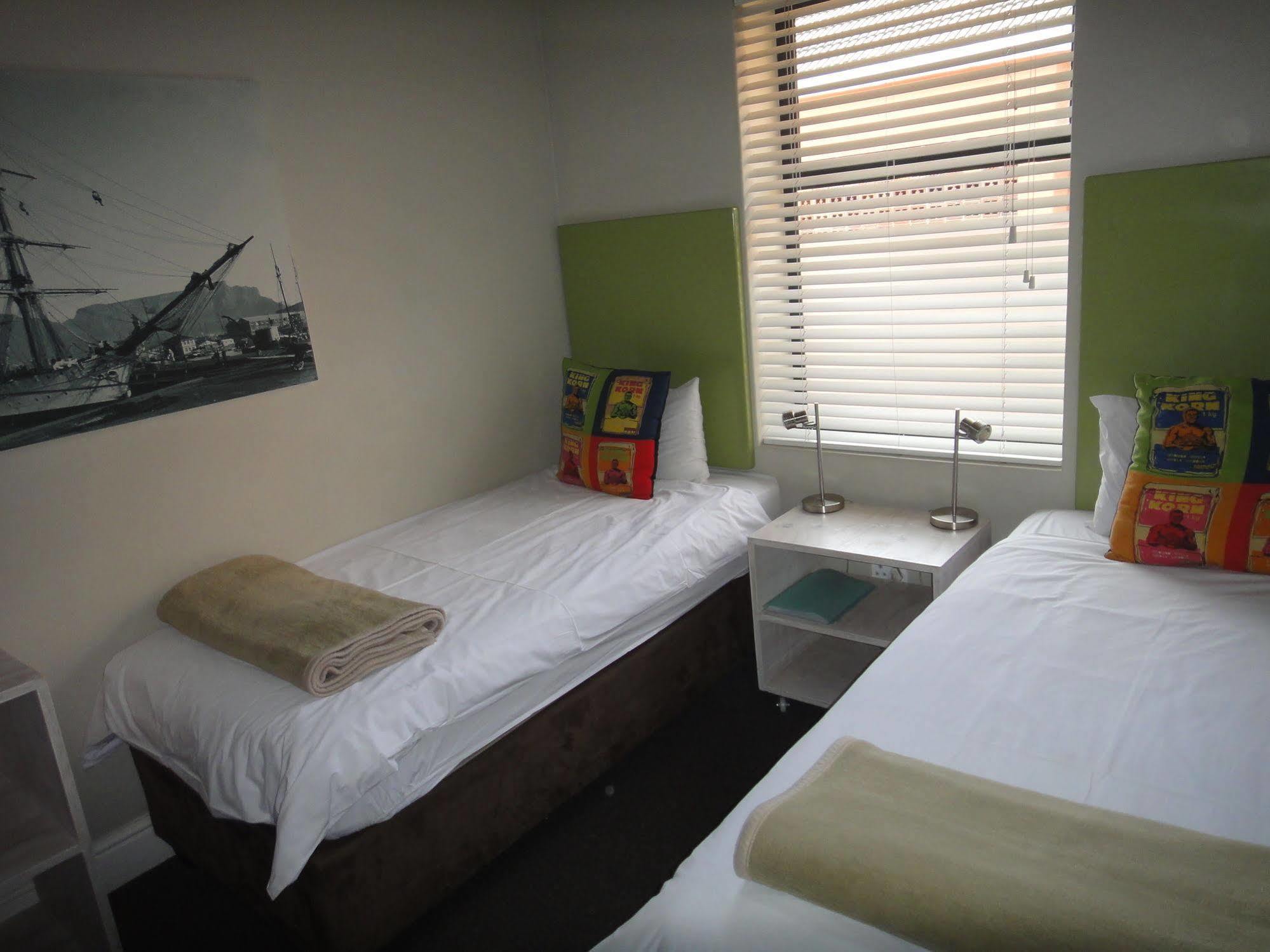 Ashanti Lodge Green Point 开普敦 外观 照片